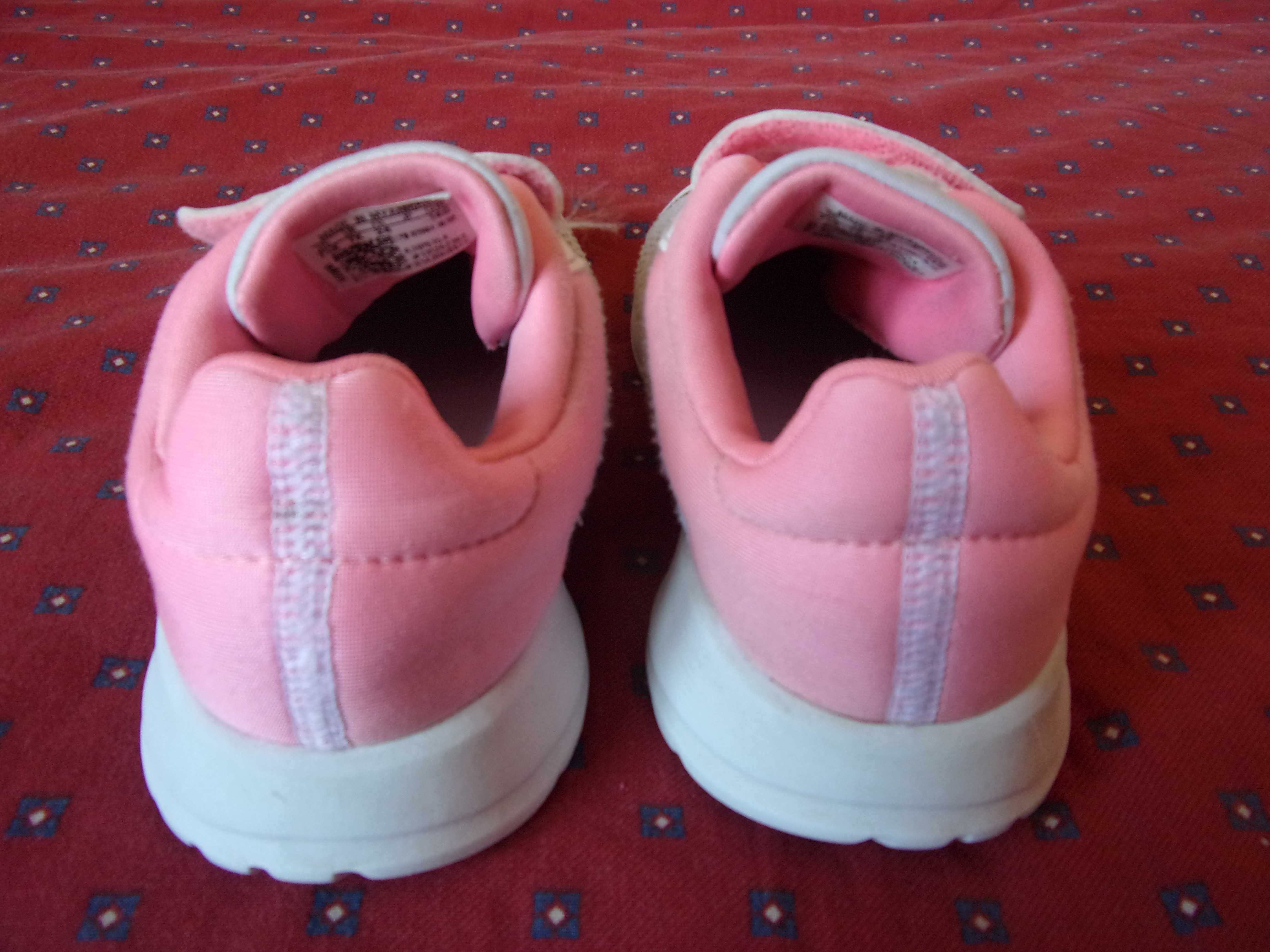 Lekkie buty sportowe dziewczynka 24 Adidas