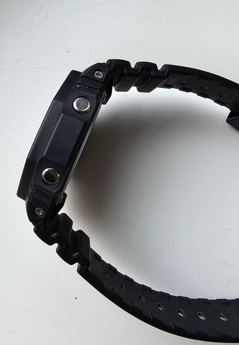 Zegarek G- SHOCK Octagon Carbon Core Guard GA-2100-1A2ER Czarny