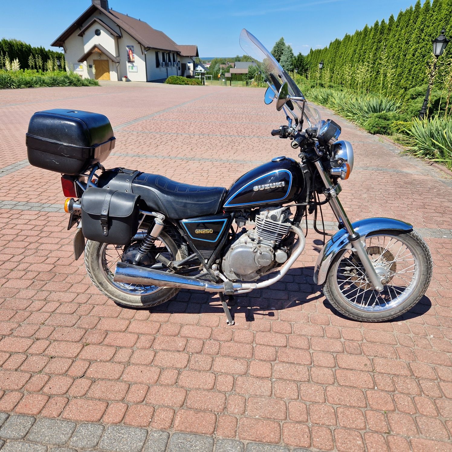 Motocykl Suzuki GN-250