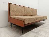 sofa kanapa rozkładana  Jitona Tatra design Czechosłowacja lata 60-te