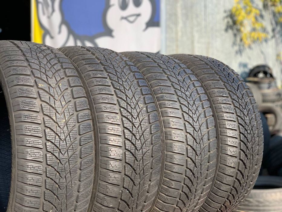 Шини зимові 4шт 205/55 R16 Dunlop WinterSport4D