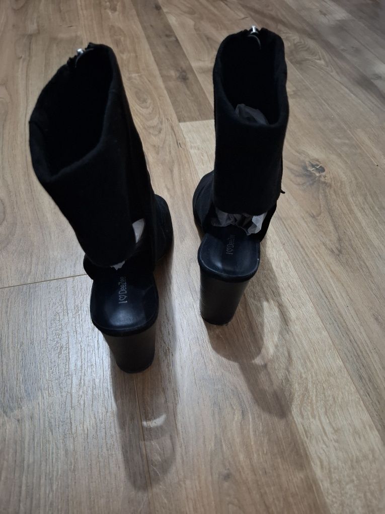 Czarne botki open toe zamek sandaly 38