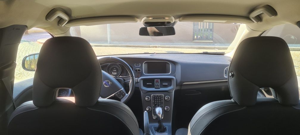 Volvo v40 1.6 D2 Nacional