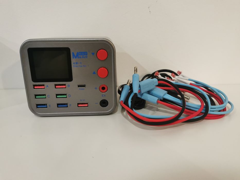 Carregador multifuncional para telemóvel