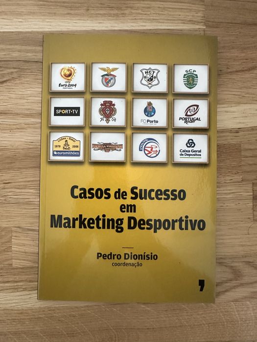 Conjunto de livros sobre futebol