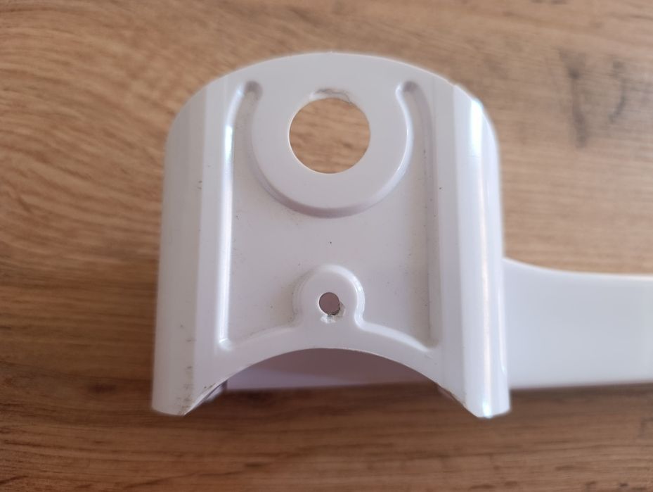 Podwójny ruchomy wieszak ścienny na ręczniki