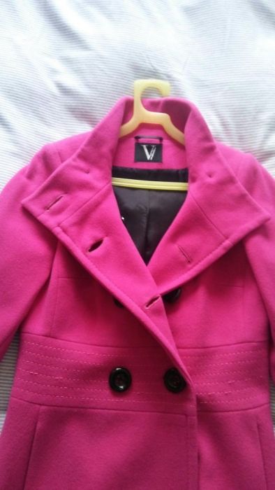 Różowy płaszcz V Collection