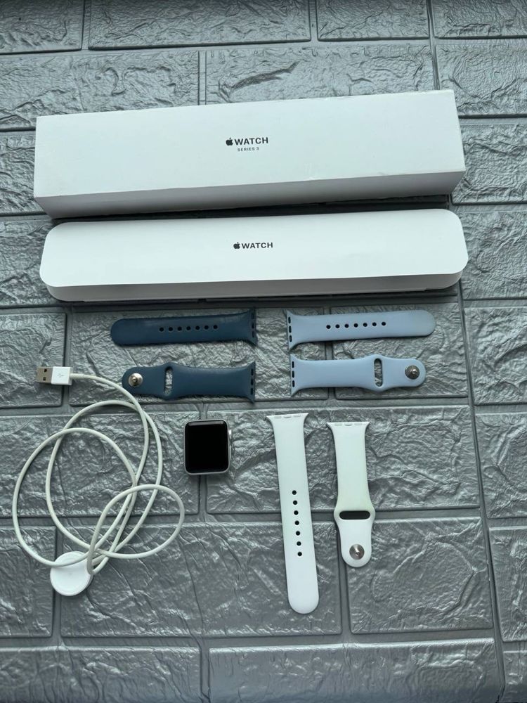 Apple Watch 3 series полный комплект коробка+3 ремешка