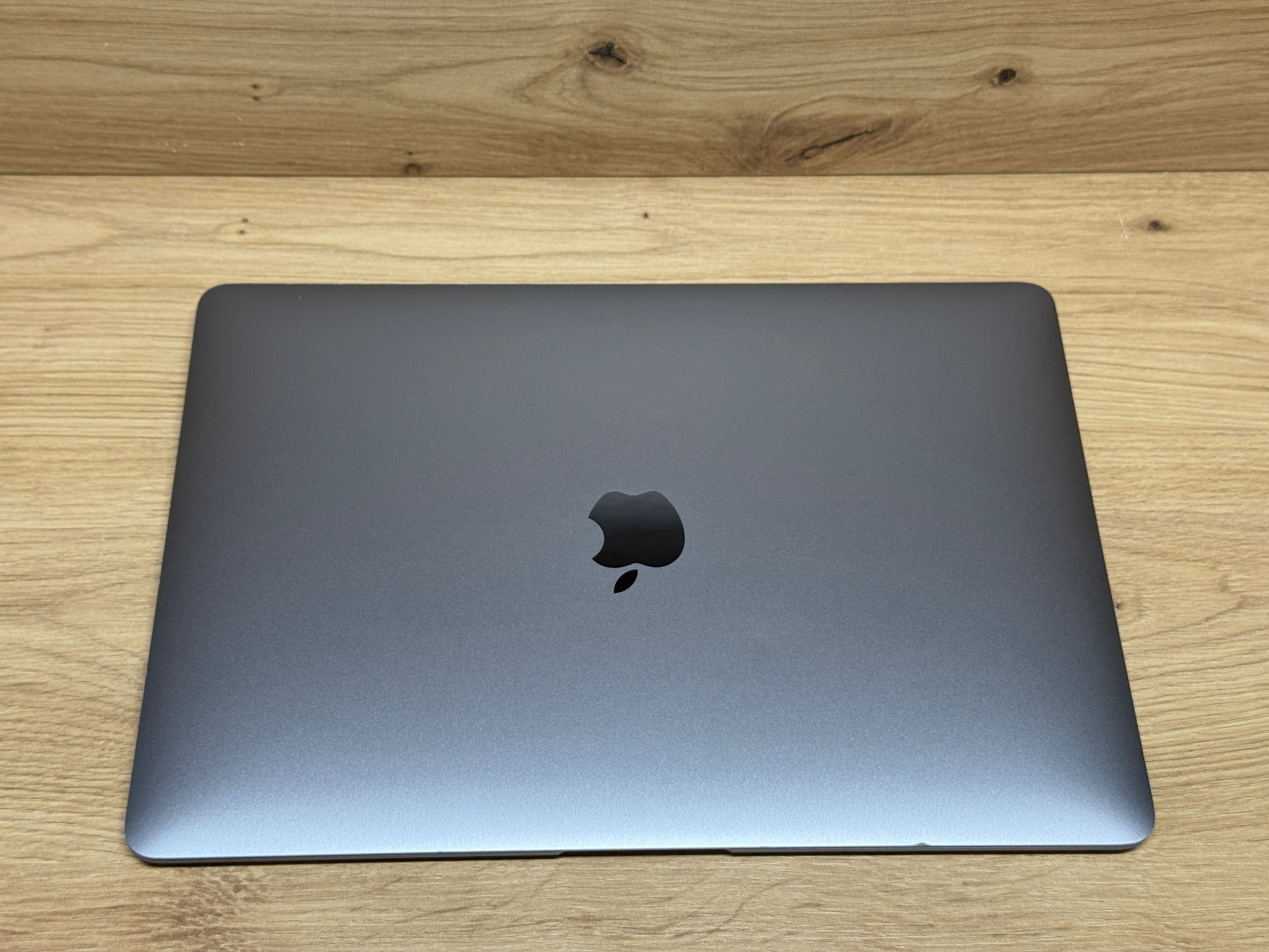 2020 Apple MacBook Air 13" Space Grey M1 8gb 256gb SSD батарея 95%