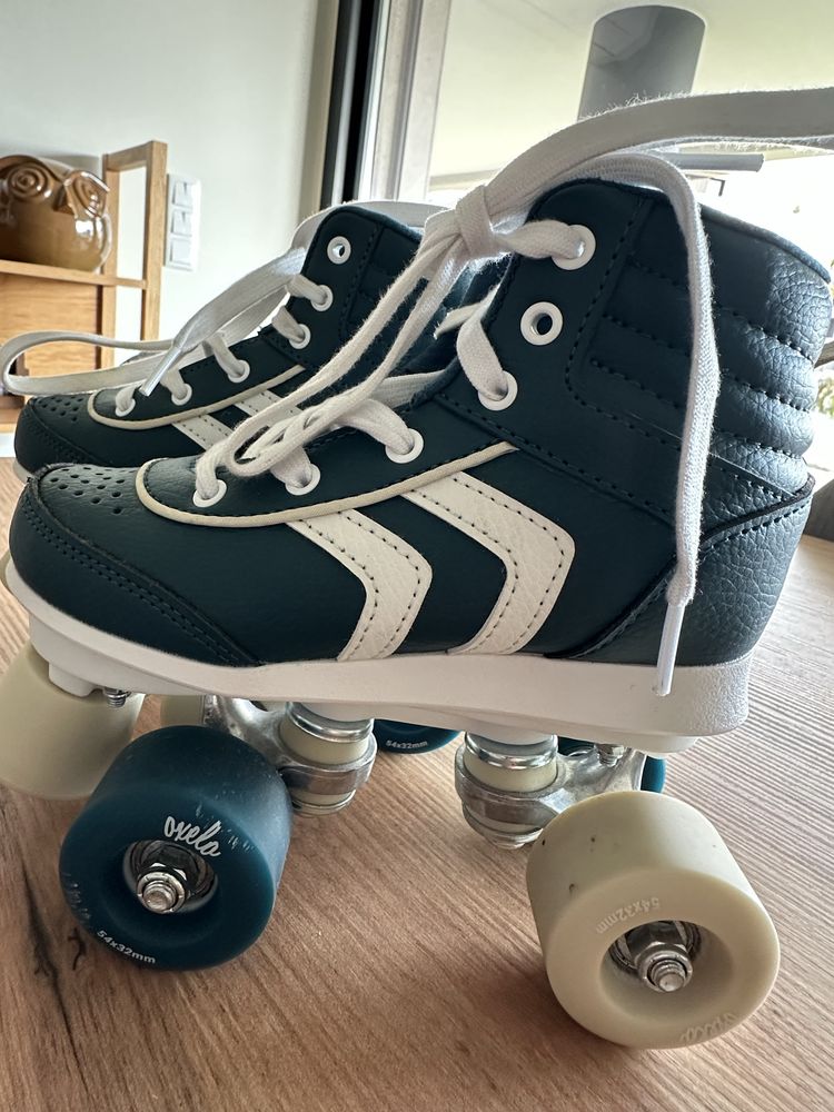 Patins nr. 32 como novos