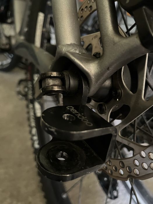 Przyczepka rowerowa QERIDOO SPORTREX2 plus mocowanie