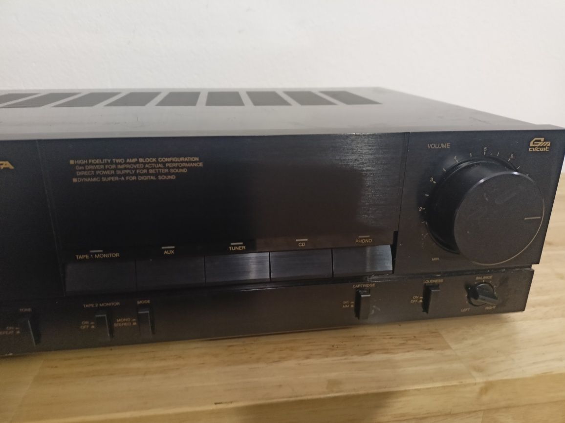 Wzmacniacz JVS-AX 440BK.
