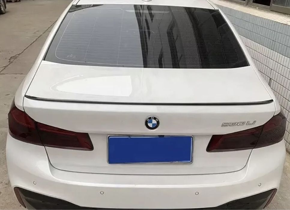 Спойлер (сабля) BMW g30 M5 стиль