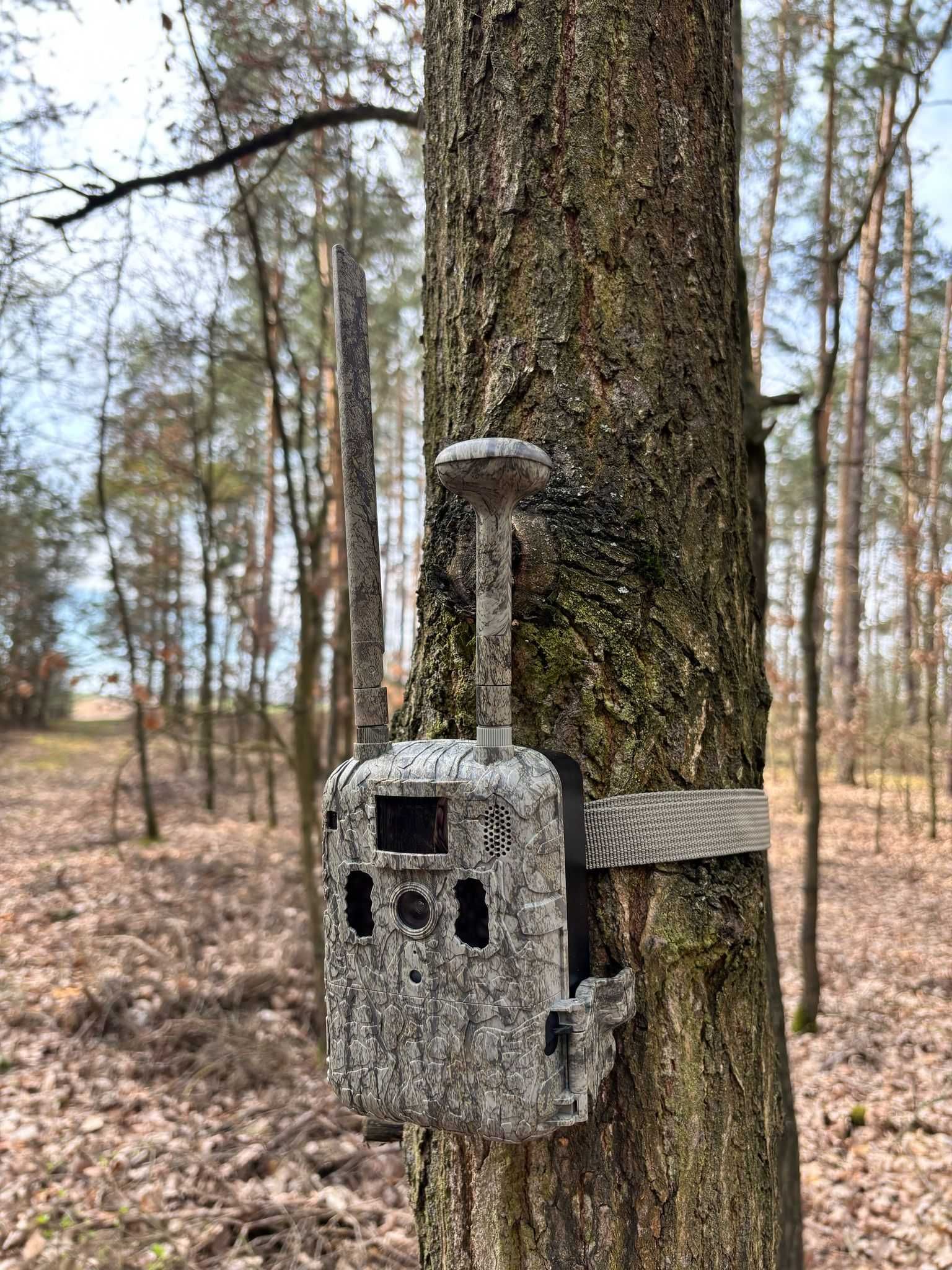 Fotopułapka B4HUNT X7 GPS +Panel solarny +24 000 mAh aku + karta 32 GB