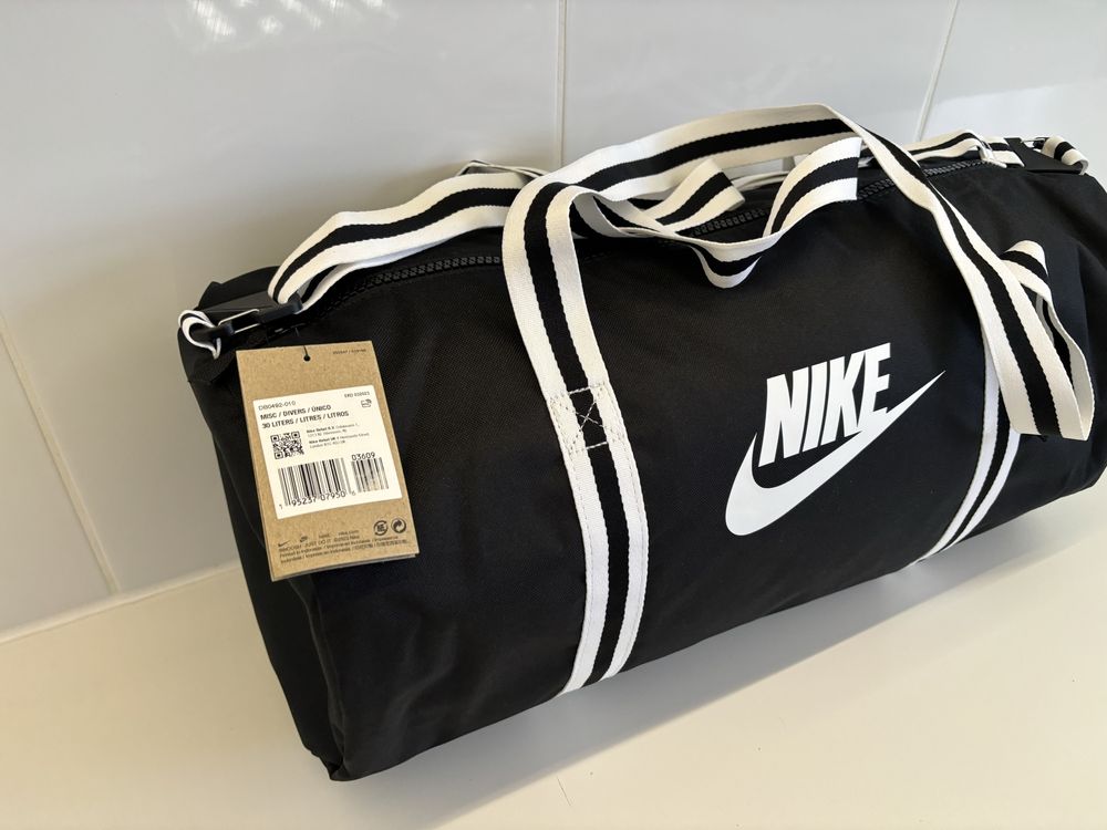 Torba nike air gym 30l fittnes max