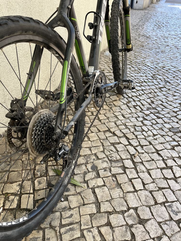 Trek 4series 4900
