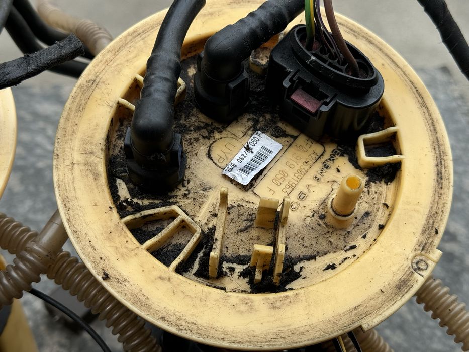 Насос в бак Audi a6 c6 4F0919050F 2.0 2.7 3.0 tdi 4F0919050G quattro