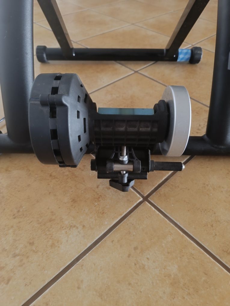 Vendo rolo de bicleta BTWIN 300