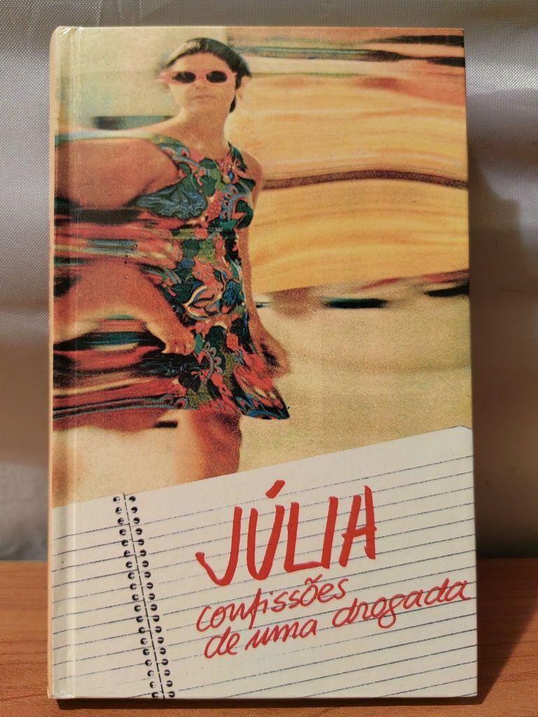 Livro "Júlia, confissões de uma drogada"