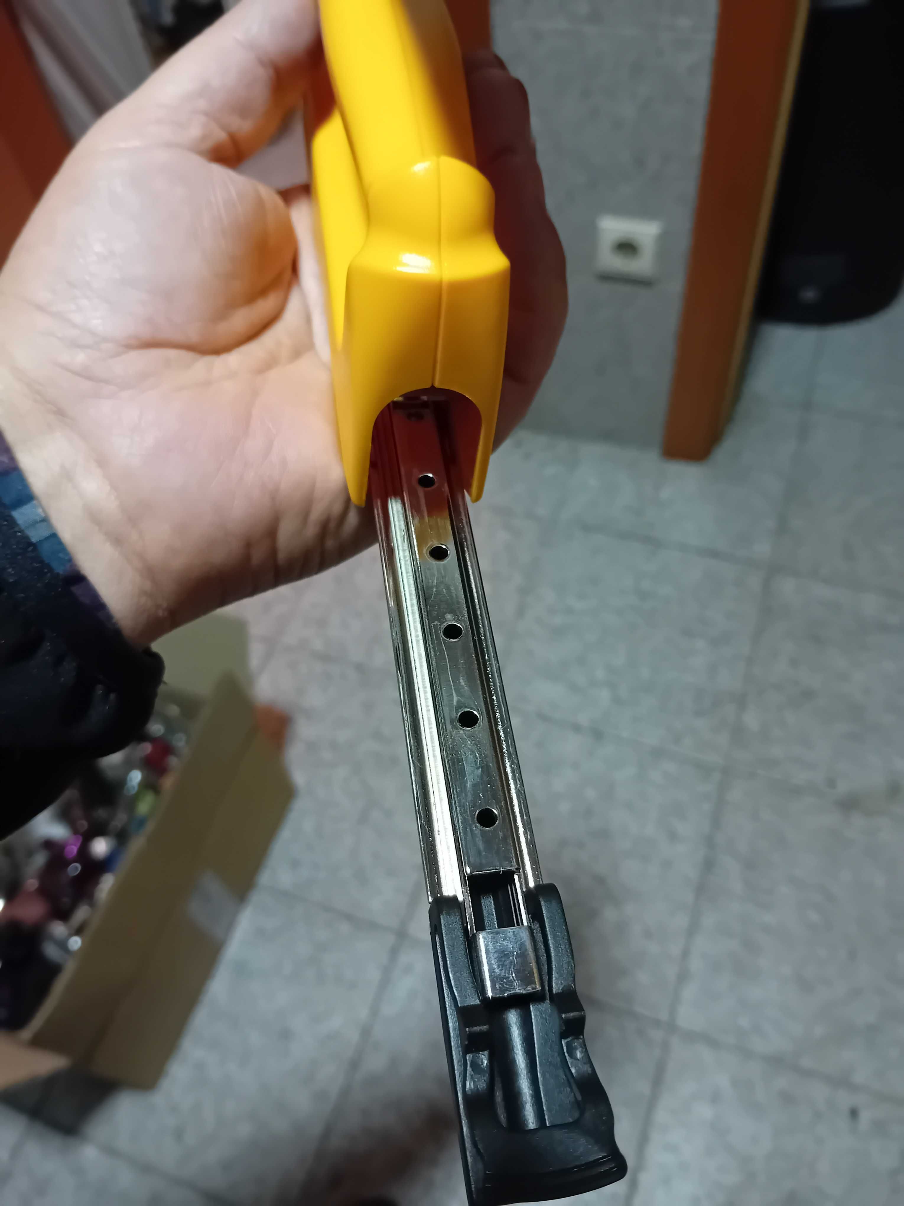 Agrafador/grampeador Rapid R13