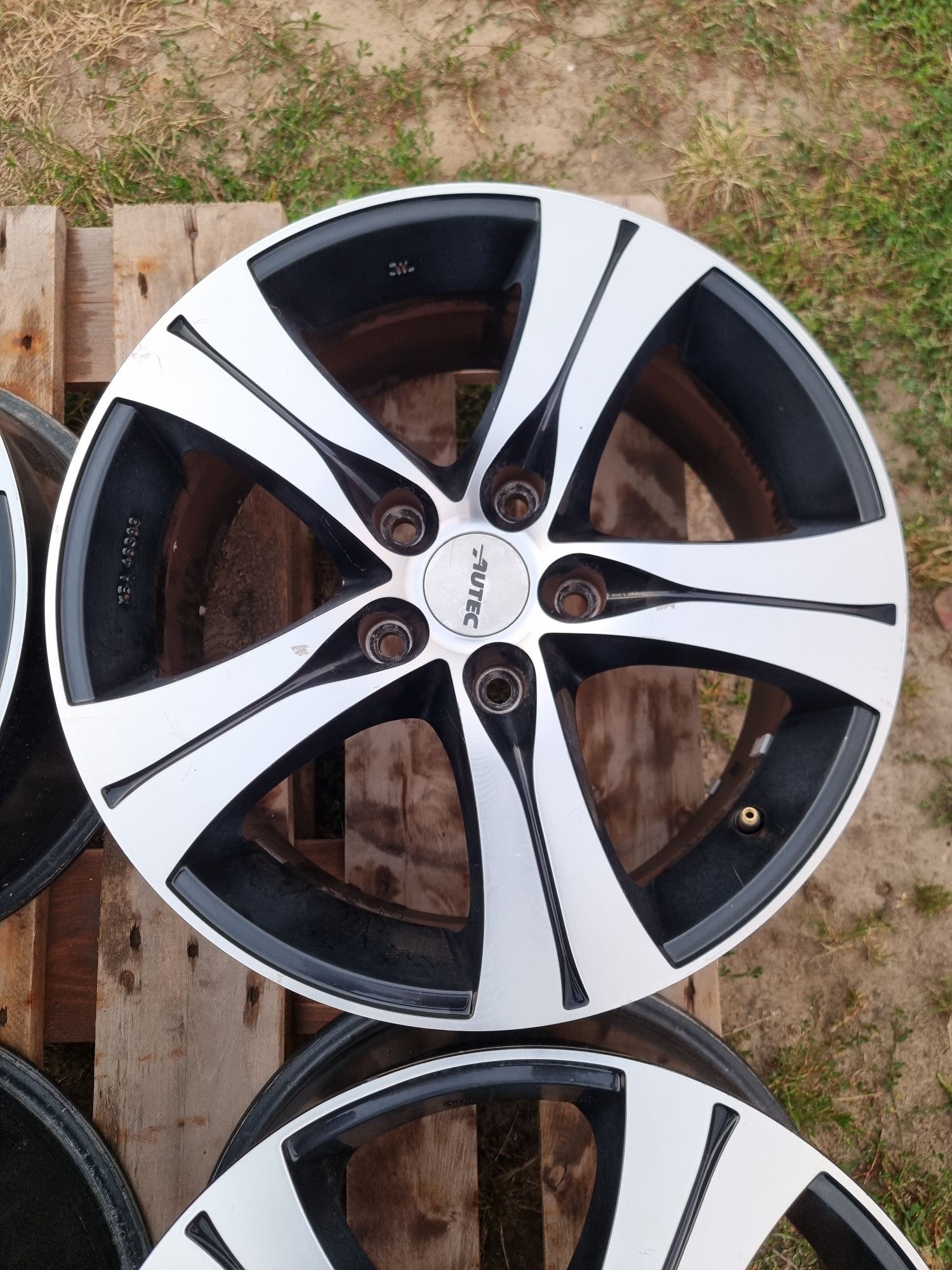 4x Felgi aluminiowe Autec Germany 5x120 17" Vw T5 T6 Crafter Amarok