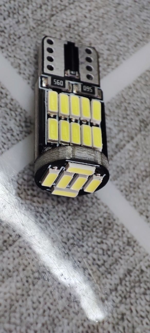 Автомобильная LED лампа t 10, w5w