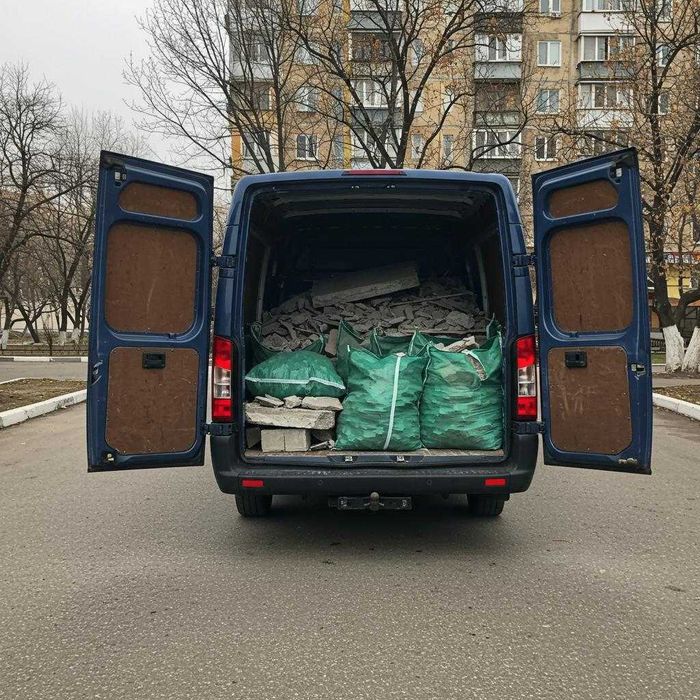 Вывоз мусора в Киеве. Грузоперевозки по городу и области