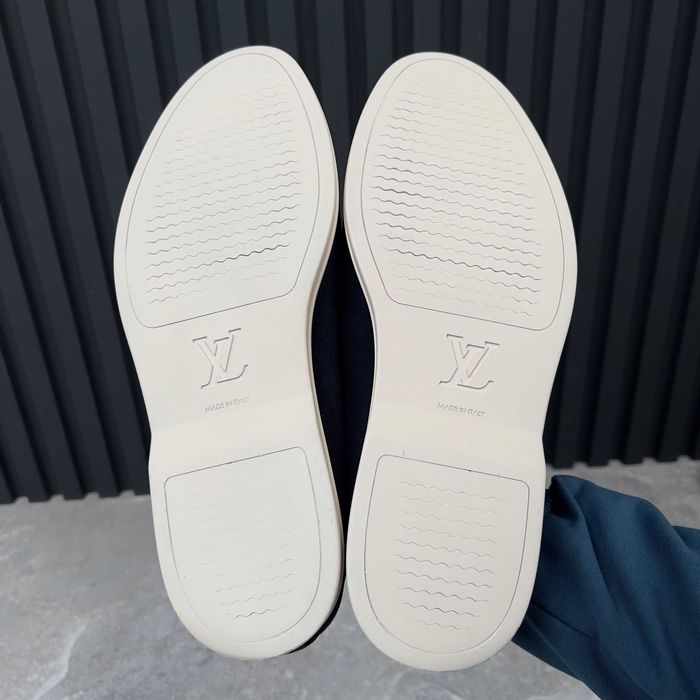 Louis Vuitton Estate Loafer Чоловічі лофери туфлі оригінал 41 EUR