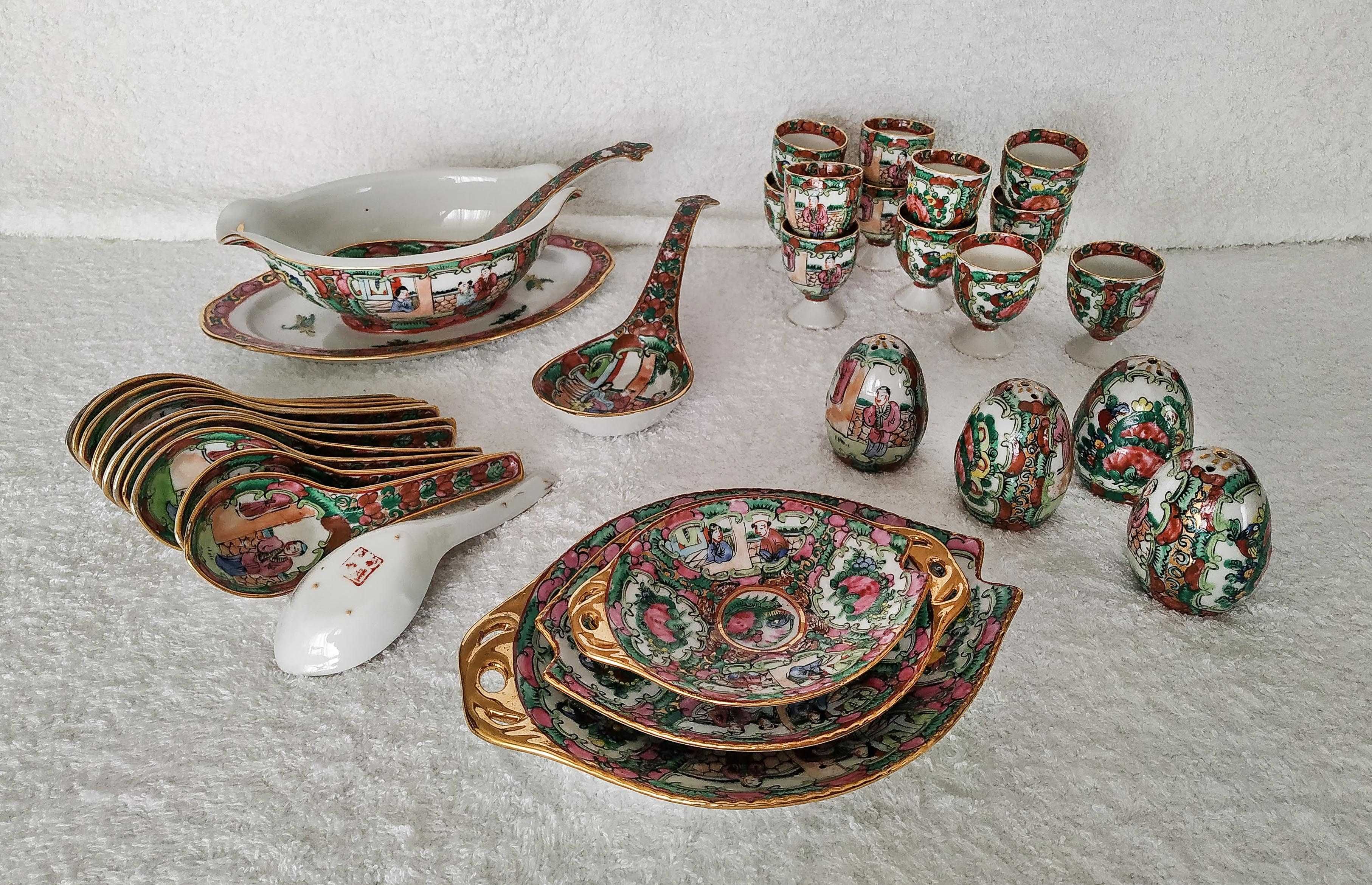 Serviço de mesa Chinês para 12 pessoas, pintado à mão, anos 50-60