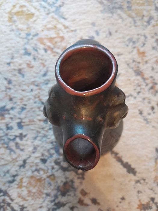 Gruzińska gliniana amfora