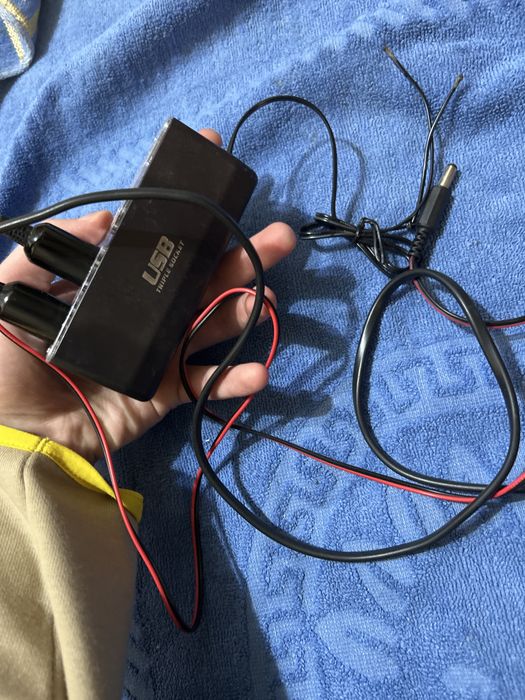 Адаптер живлення для wi fi, 9-12 В від будь якого 12 В акумулятора.