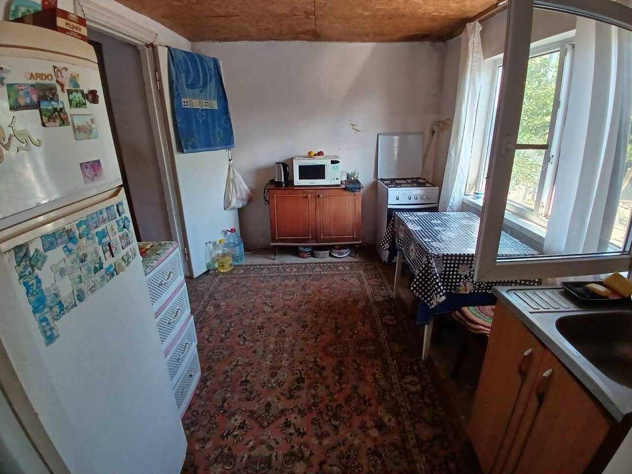 Продам  2 дома  на участке  в  с. Першотравневое Одесской обл.