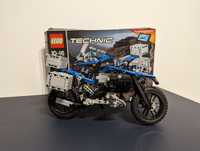 Lego Technic 42063 BMW R 1200 GS Adventure.