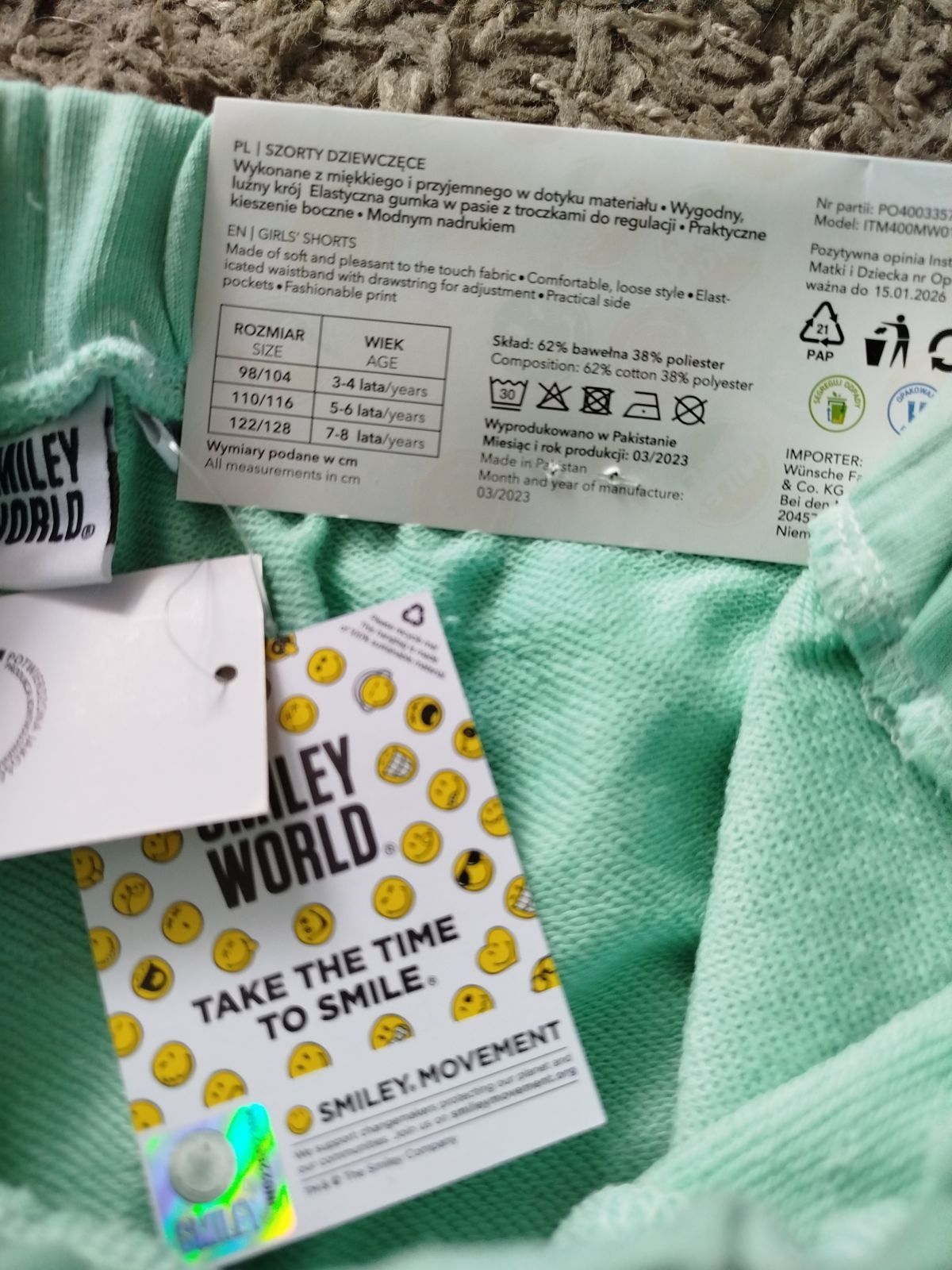 Szorty, spodenki dziewczęce, rozm. 122/128, nowe, Smiley World