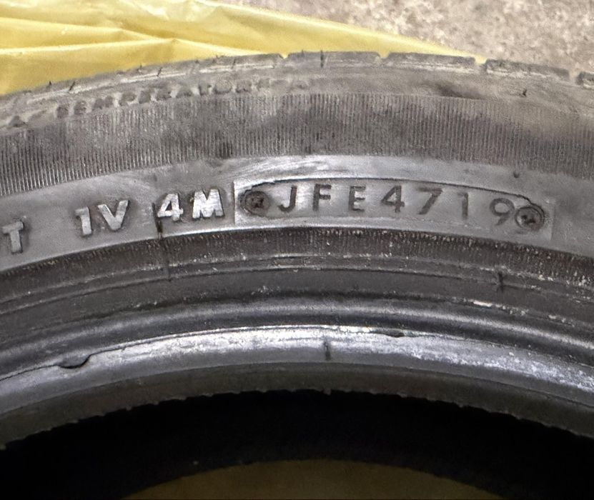 Opony Brigstone 215/50/17  91v