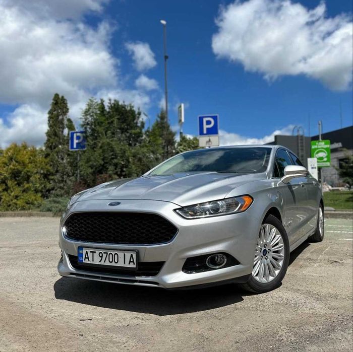 Ford Fusion Plug in Hibrid 2017