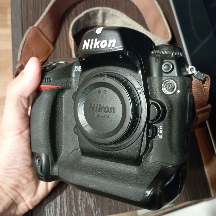 фотокамера Nikon d2x пробег 16000