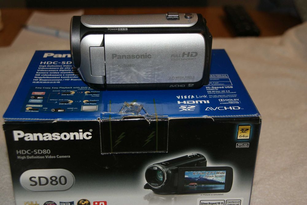 Kamera Panasoni HDC-SD80