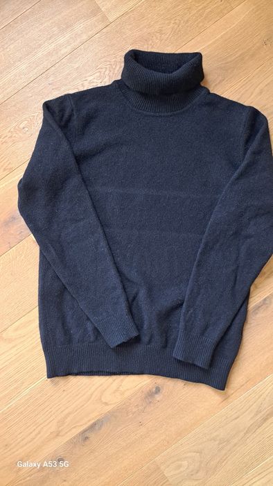 Golf Uniqlo rozm M. 100% wełna