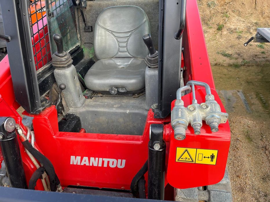 Mini carregadora MANITOU