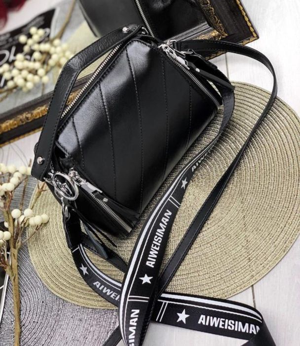 Шкіряна сумка саквояж