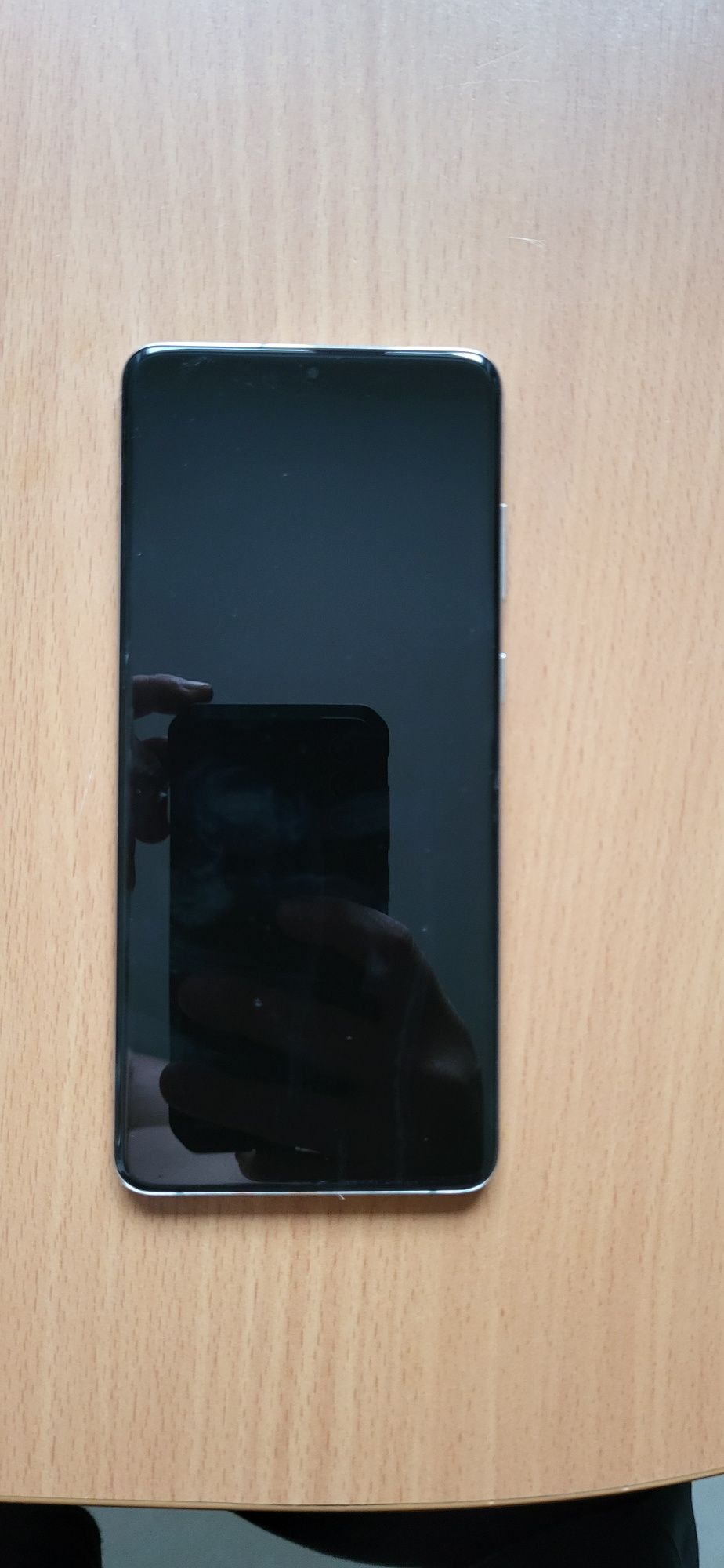Samsung s20+ wyswietlacz