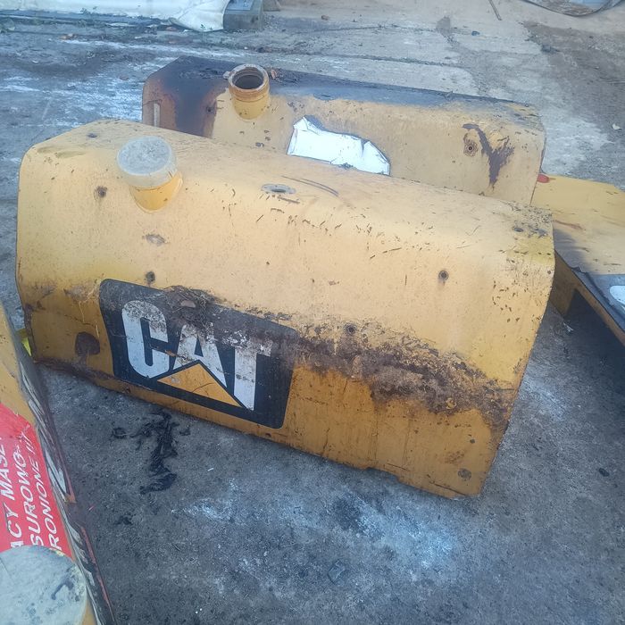 Zbiornik , bak paliwa spycharka Cat, Caterpillara d5 m , d6 n