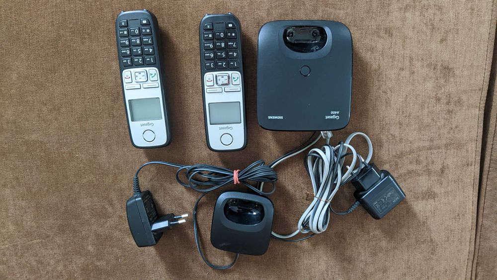 2x Telefon stacjonarny bezprzewodowy Gigaset A400