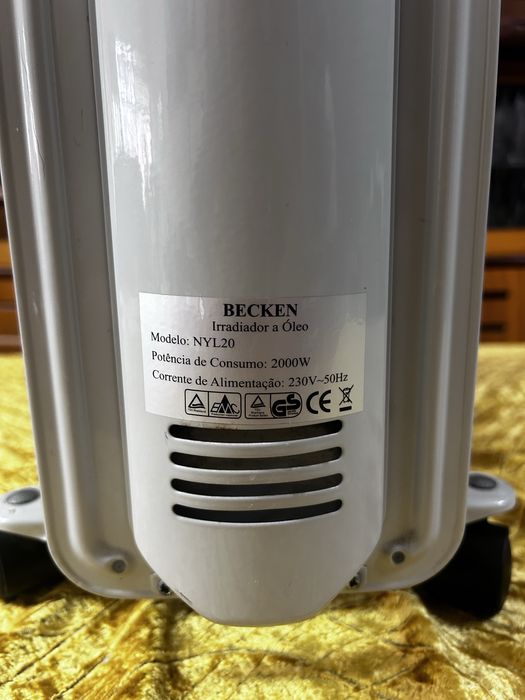 Aquecedor/Radiador a óleo - Médio- Becken