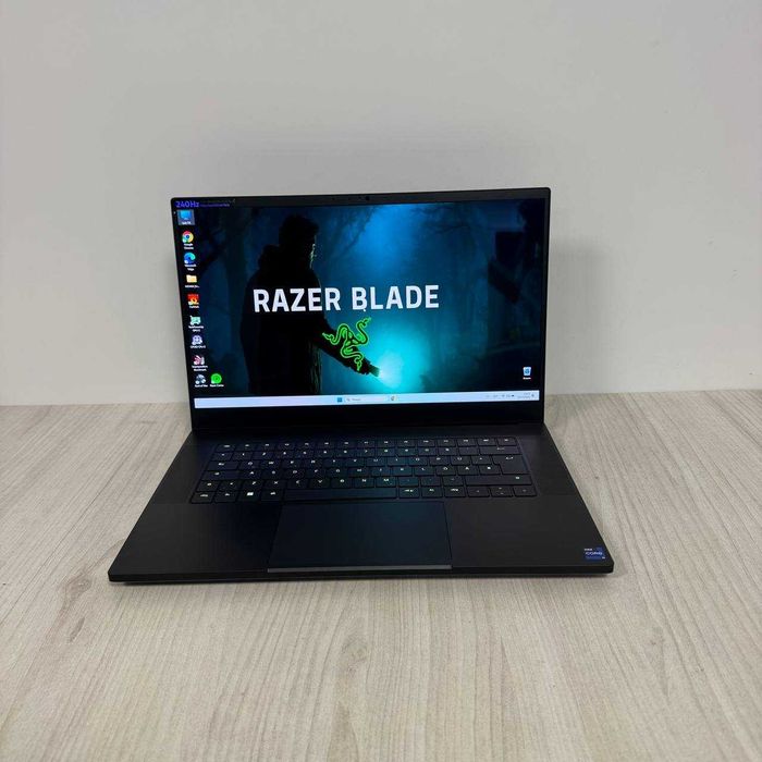 Razer Blade RZ09-0421 2K OLED 240Hz i9-12900H 16GB SSD 1TB RTX 3070 Ti