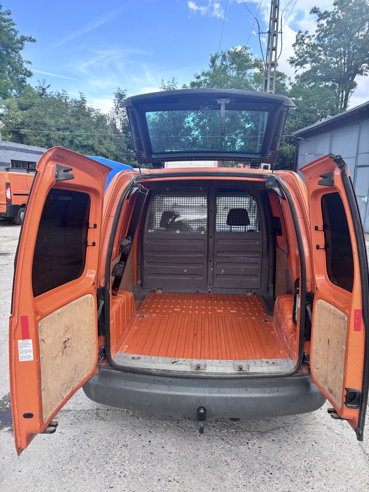 Vw Caddy 1.9tdi uchylny dach