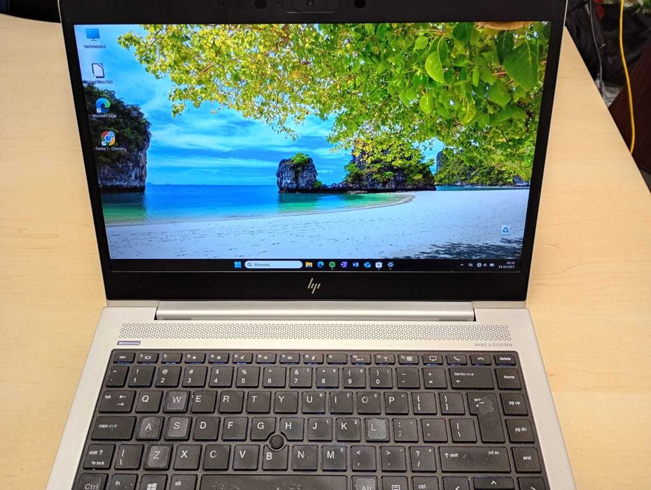Laptop HP840 Windows 11 477GB 16GB RAM Intel Core i5 14"