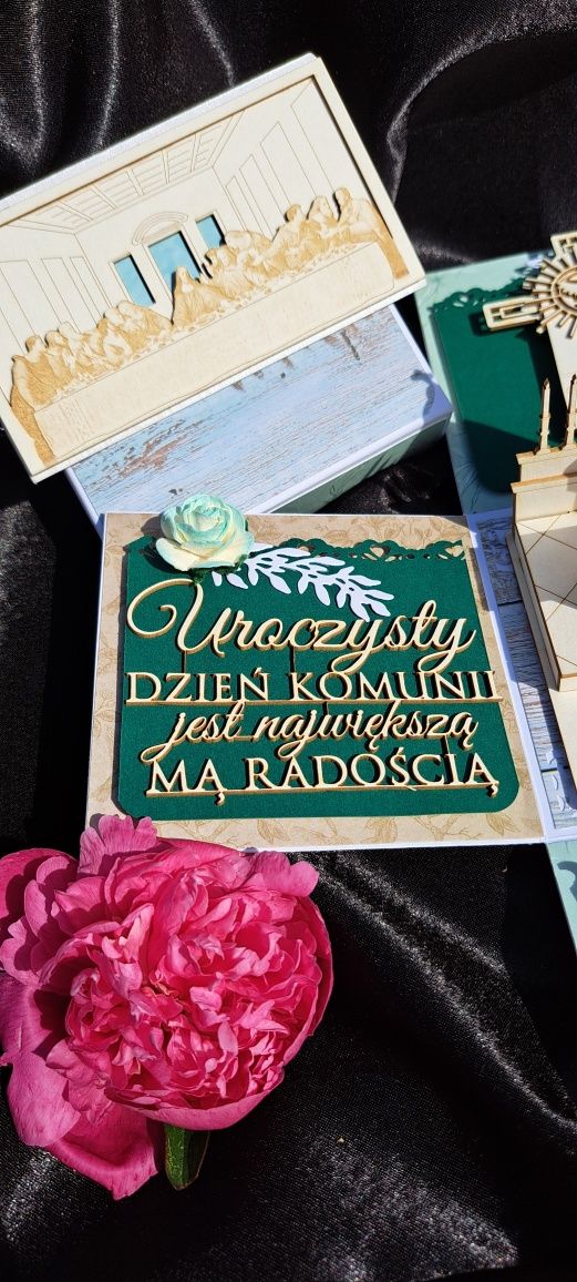 Dary ołtarza I Komunia Święta