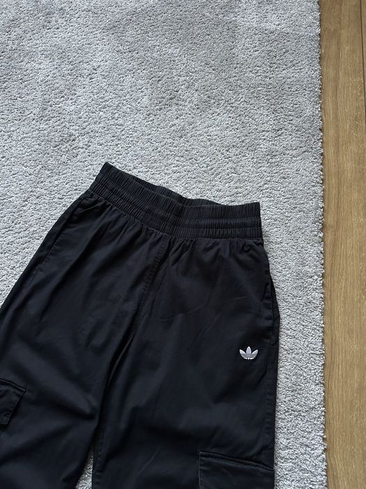 Карго-штани Adidas жіночі б/в